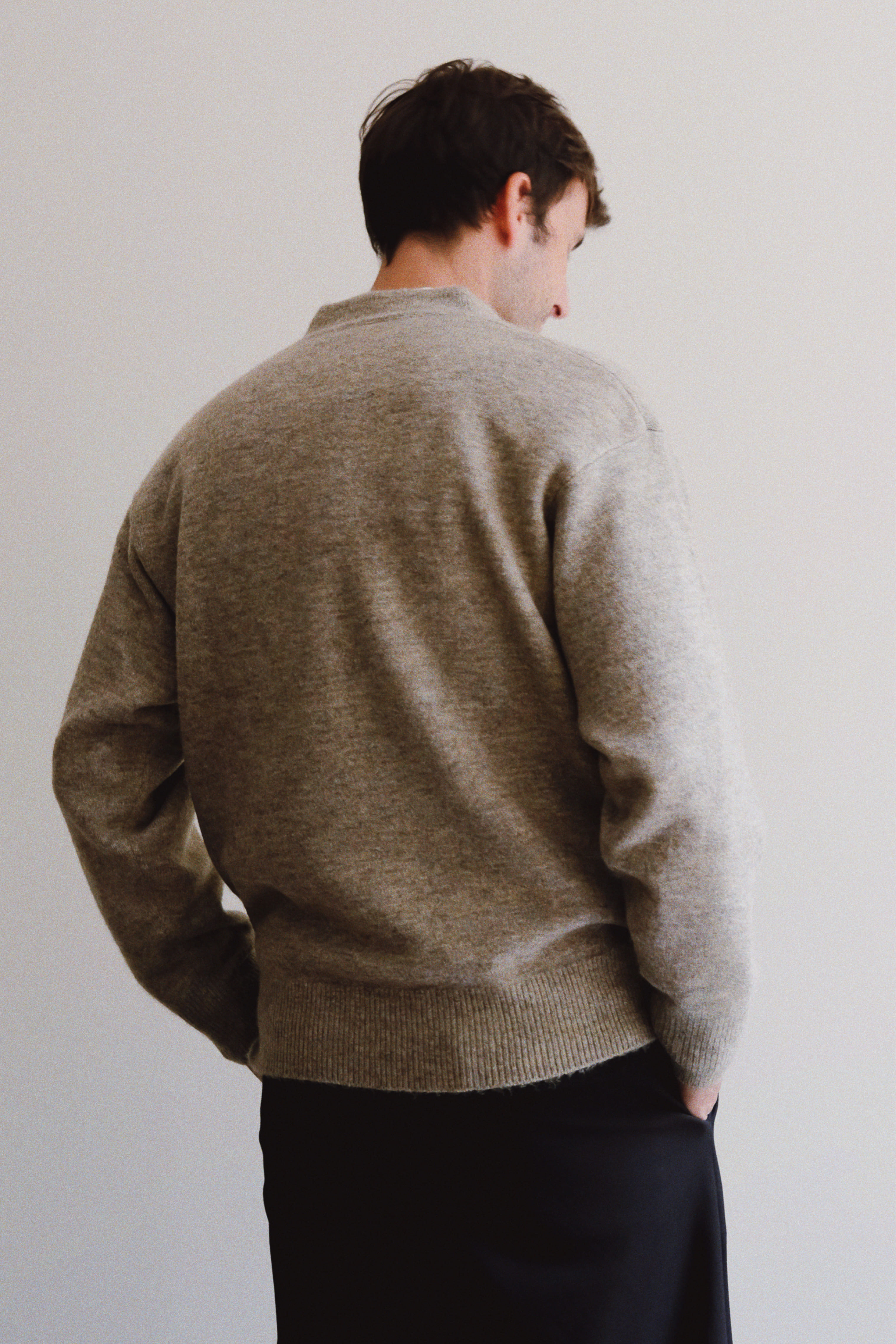 VENN SWEATER - LIGHT BROWN