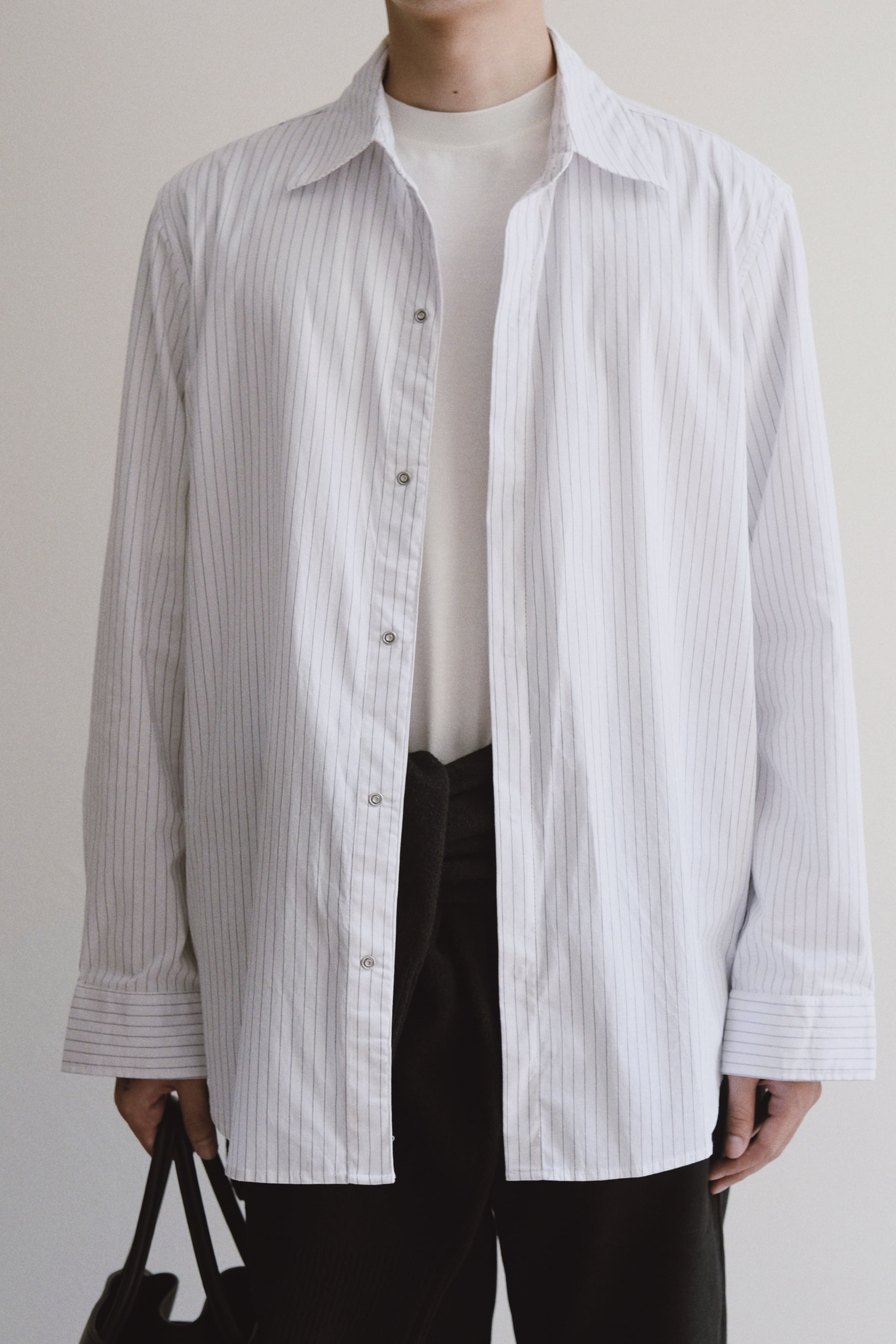 SHAW SHIRT - BLACK STRIPED 