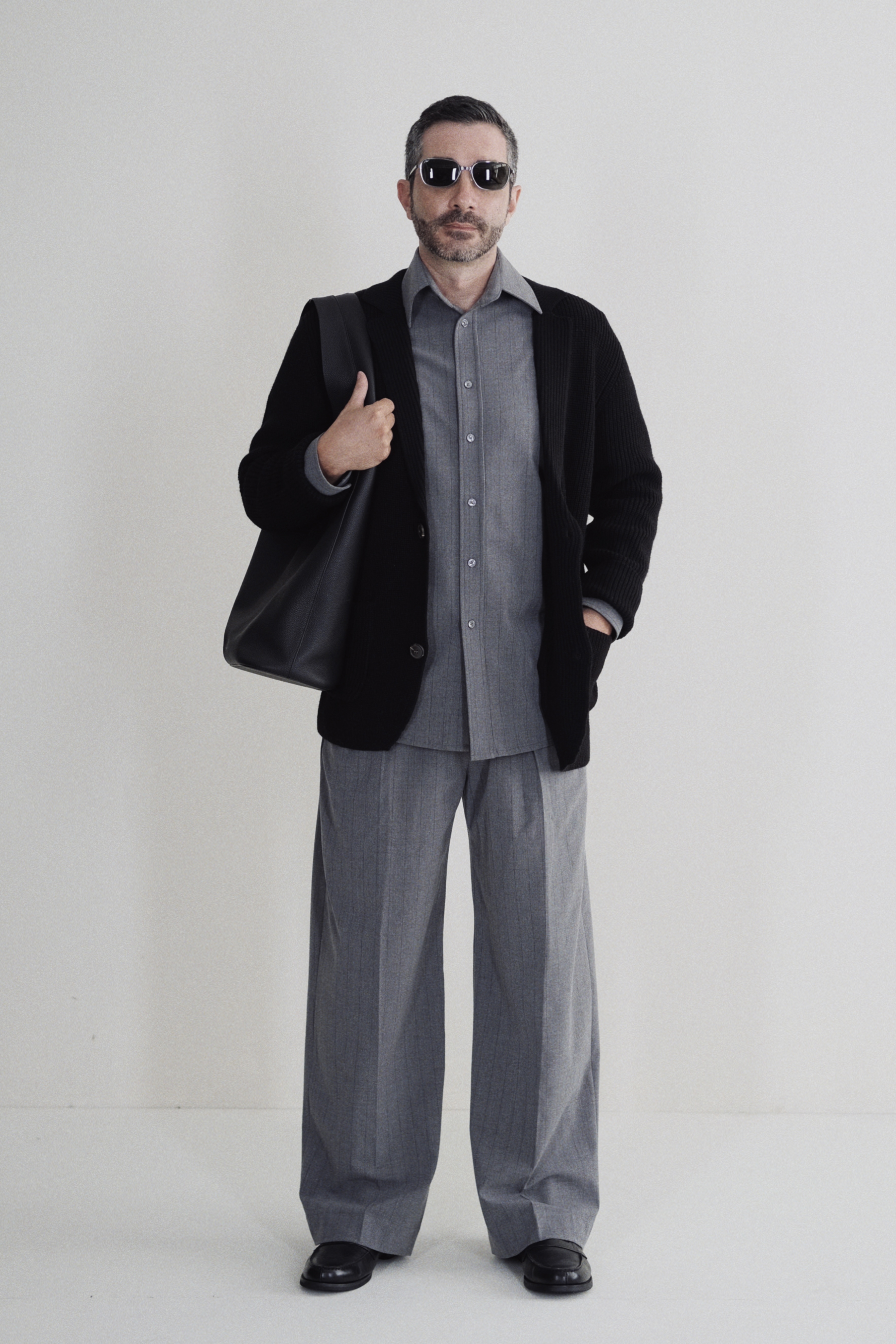 NEWTON CARDIGAN - BLACK 