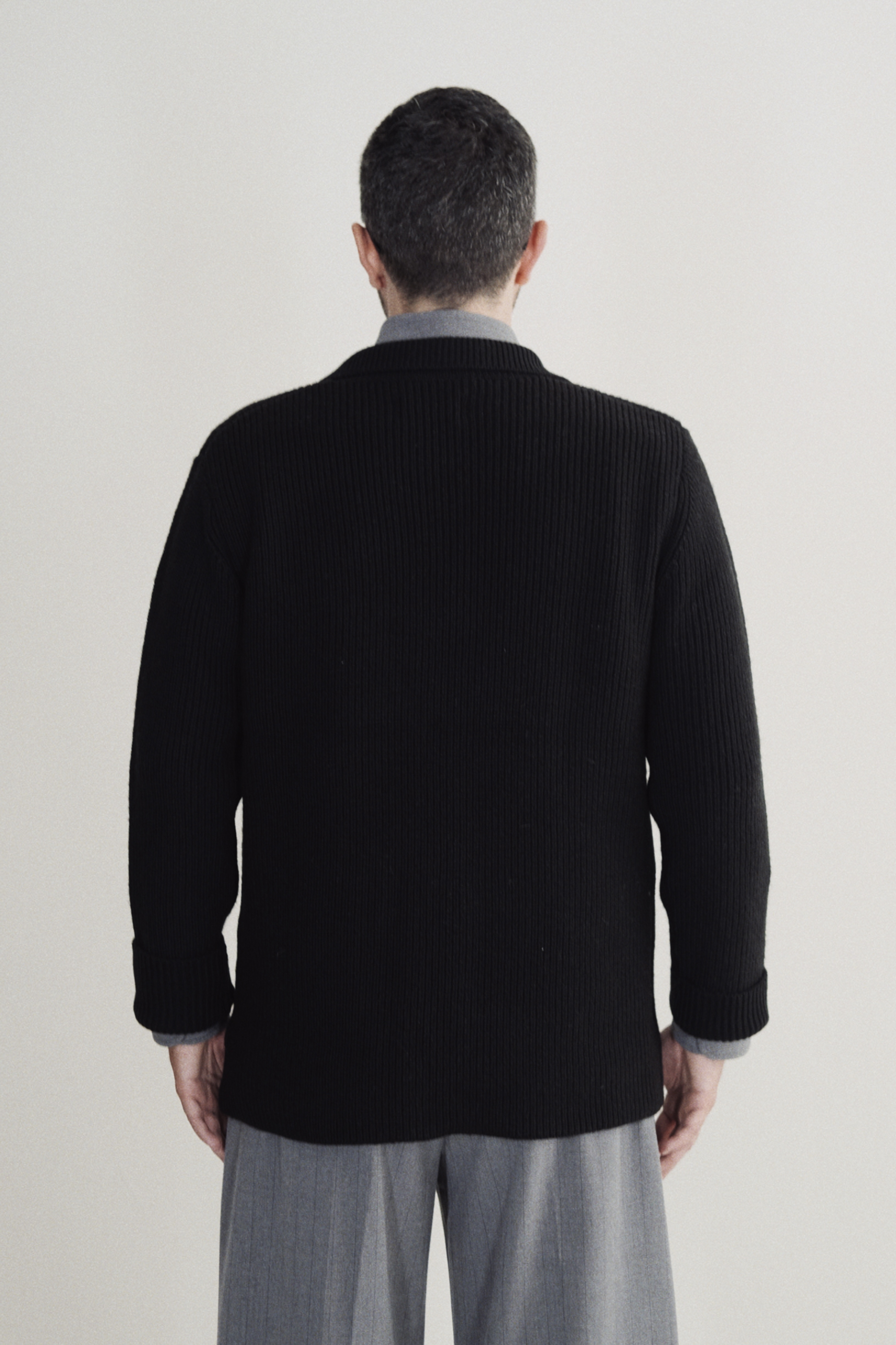 NEWTON CARDIGAN - BLACK 