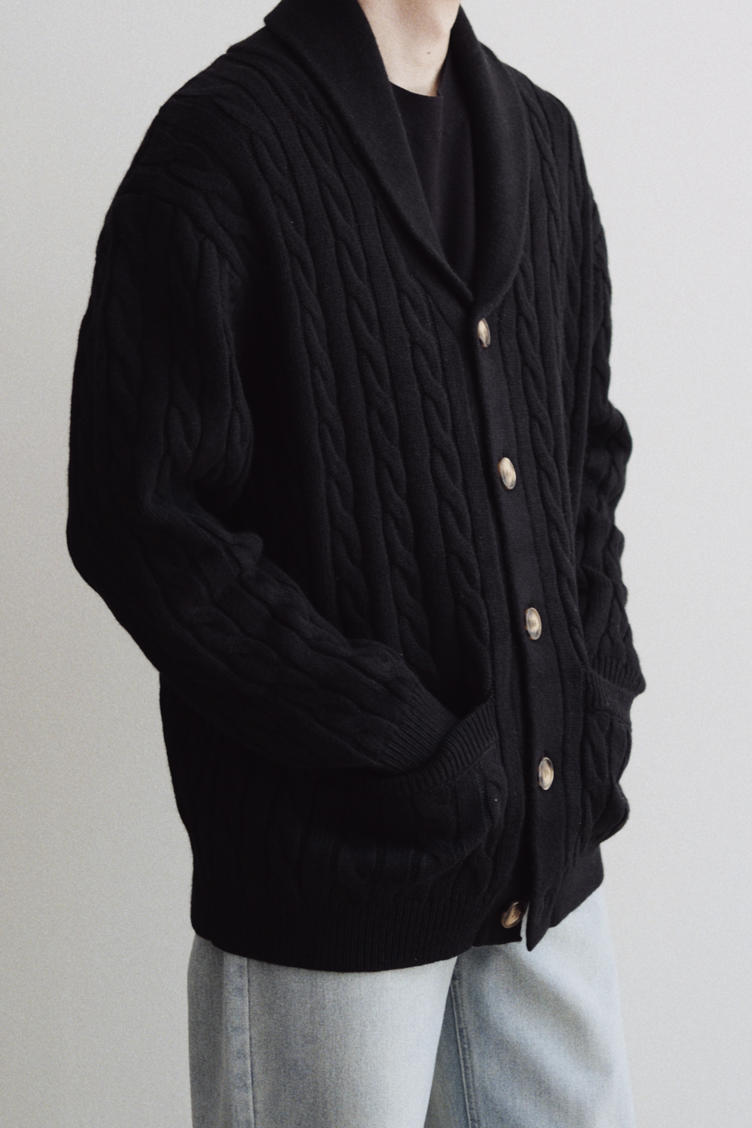 ROWE CARDIGAN - BLACK 