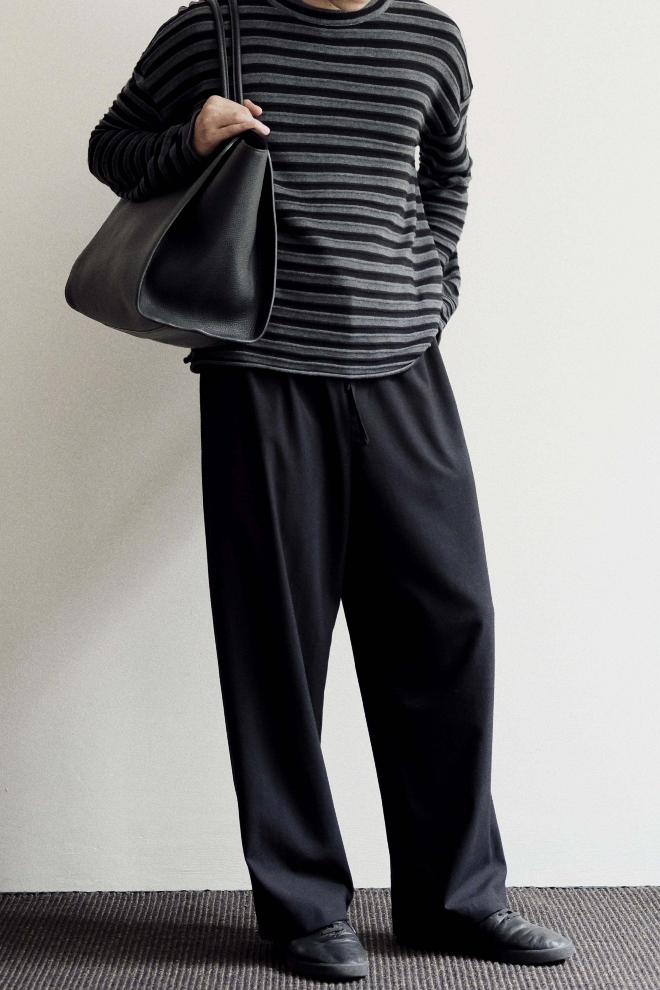 YANN PANT - BLACK 