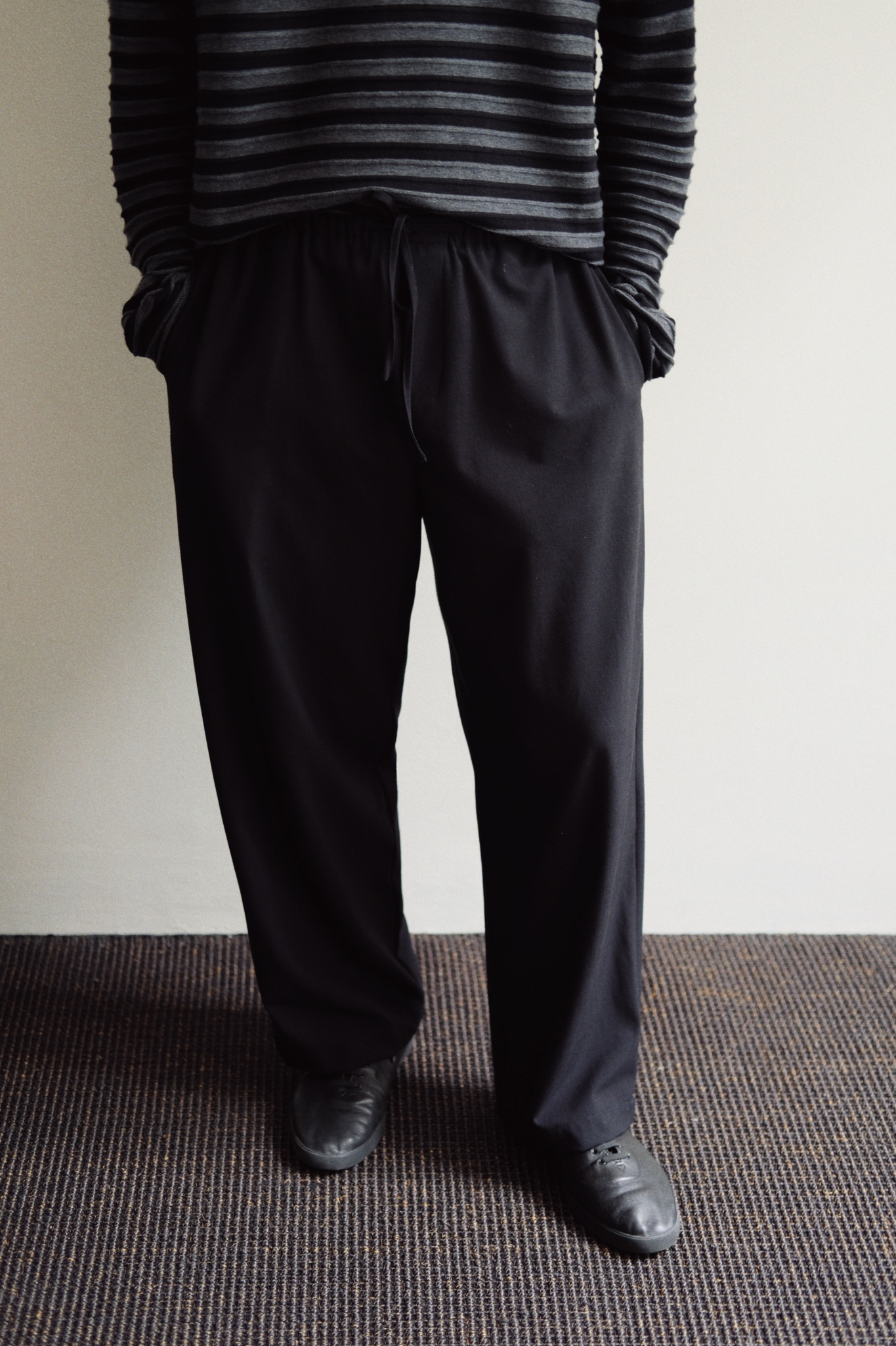 YANN PANT - BLACK 