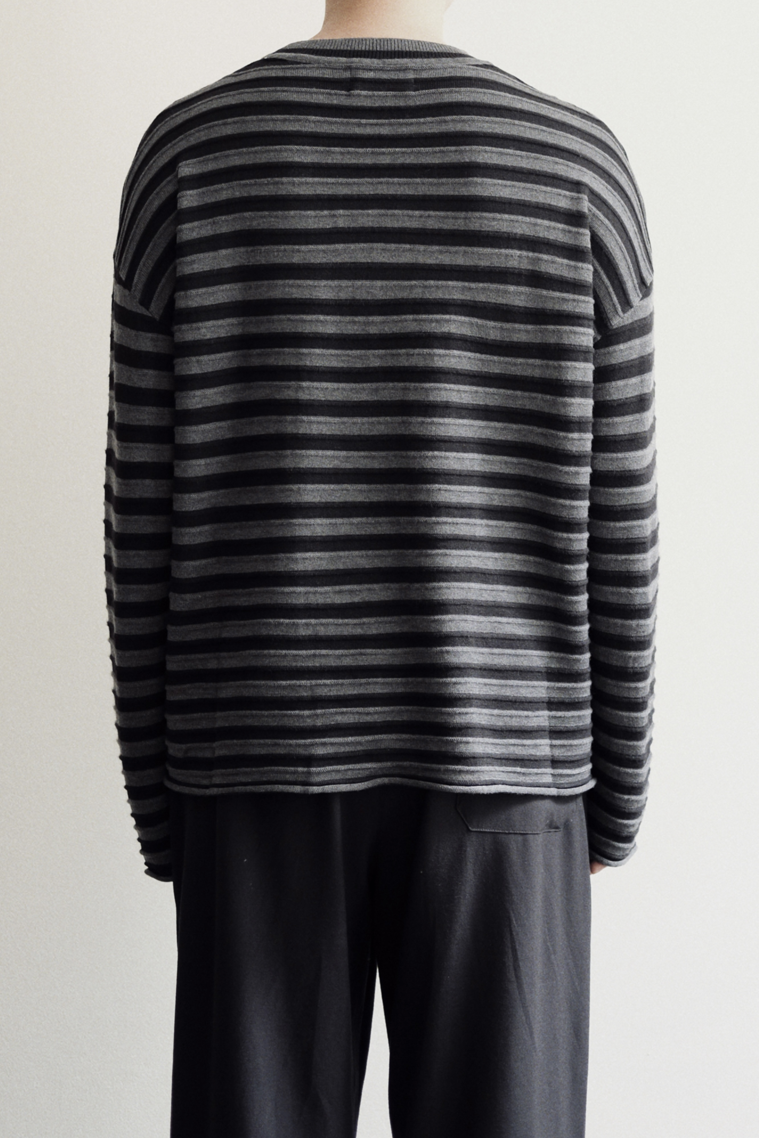 SONI TOP - BLACK AND GREY 