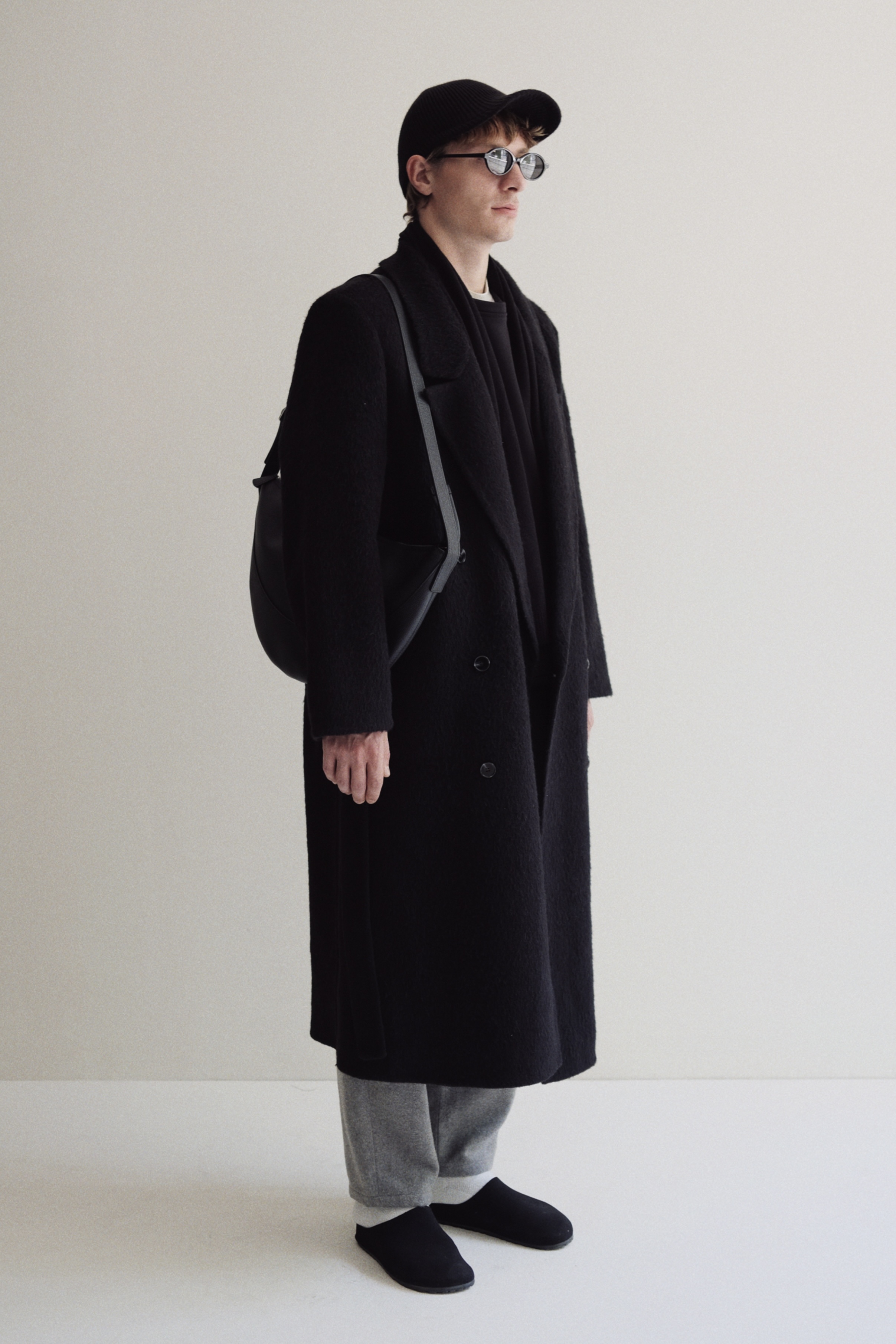 WALES COAT - BLACK 