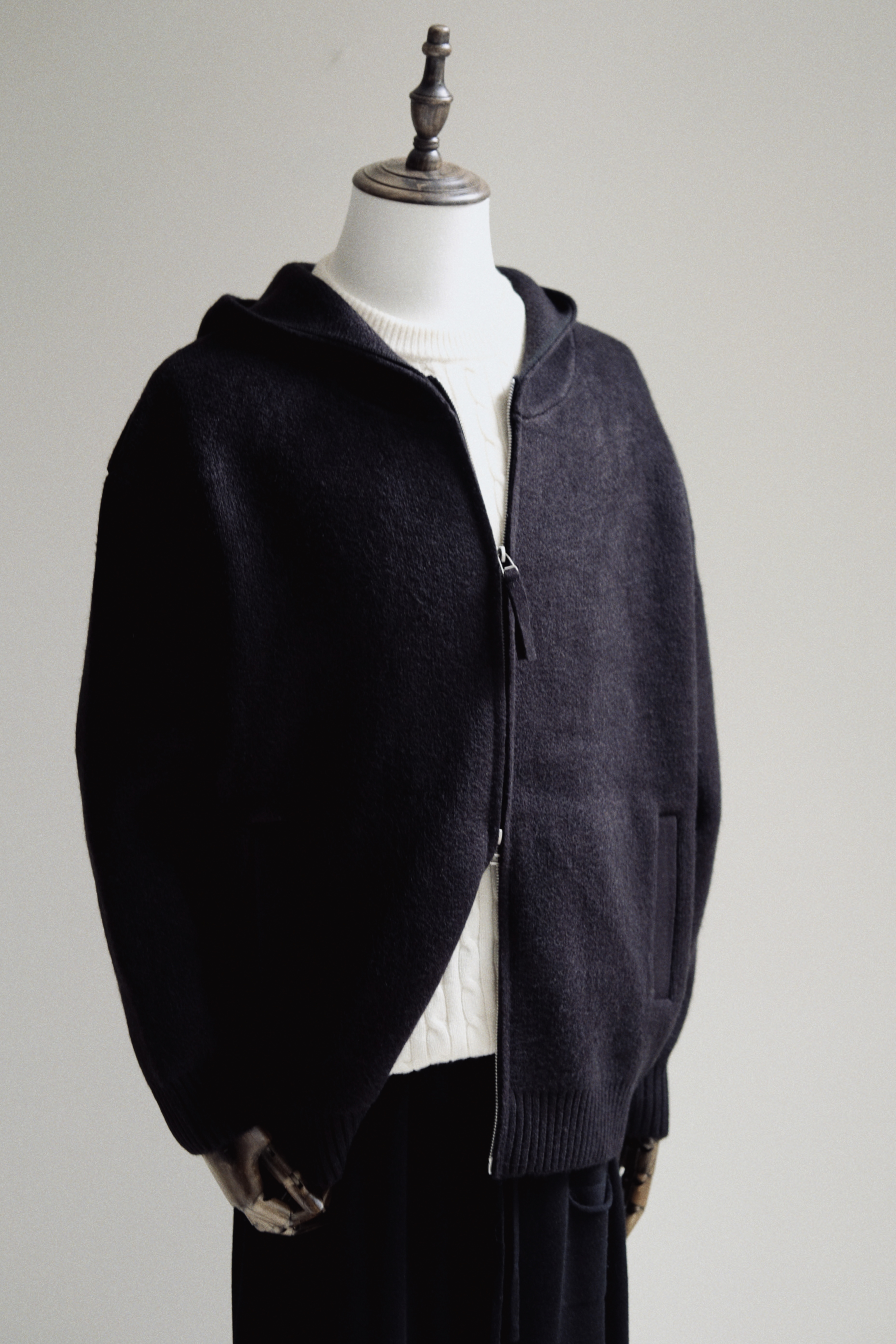 VITRA JACKET - BLACK 
