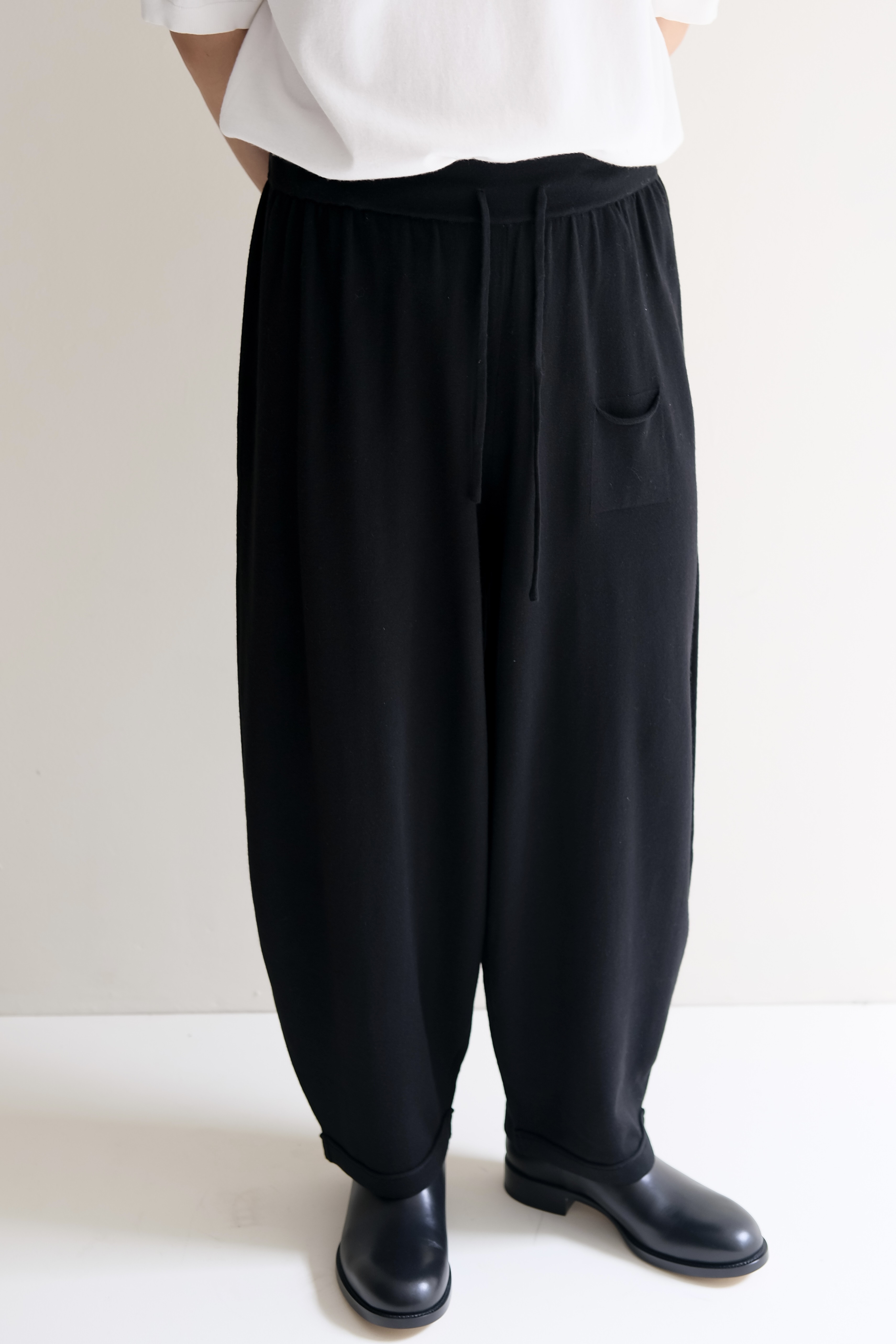 LEO PANT -  BLACK