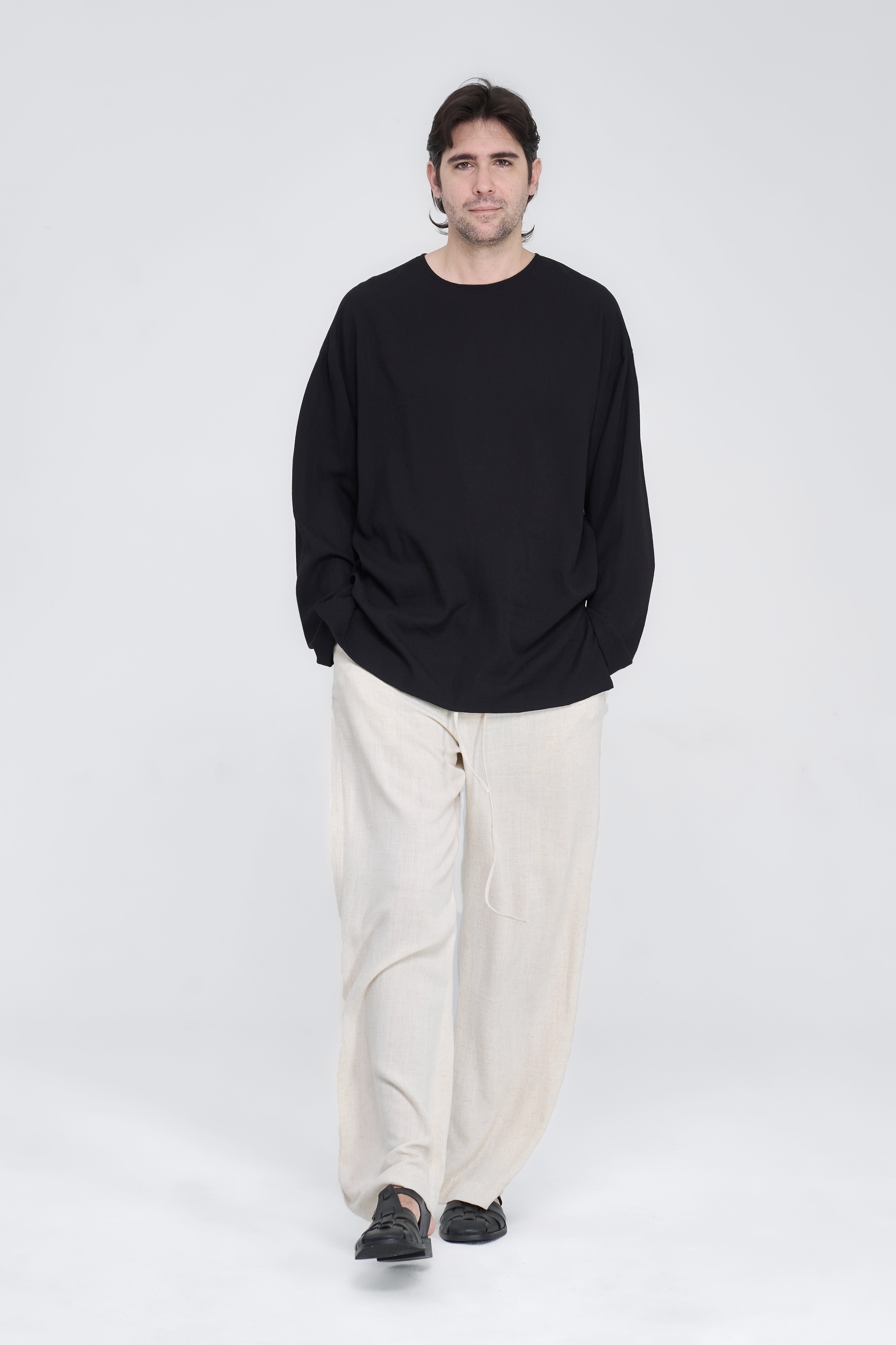 RENZO TOP - BLACK 