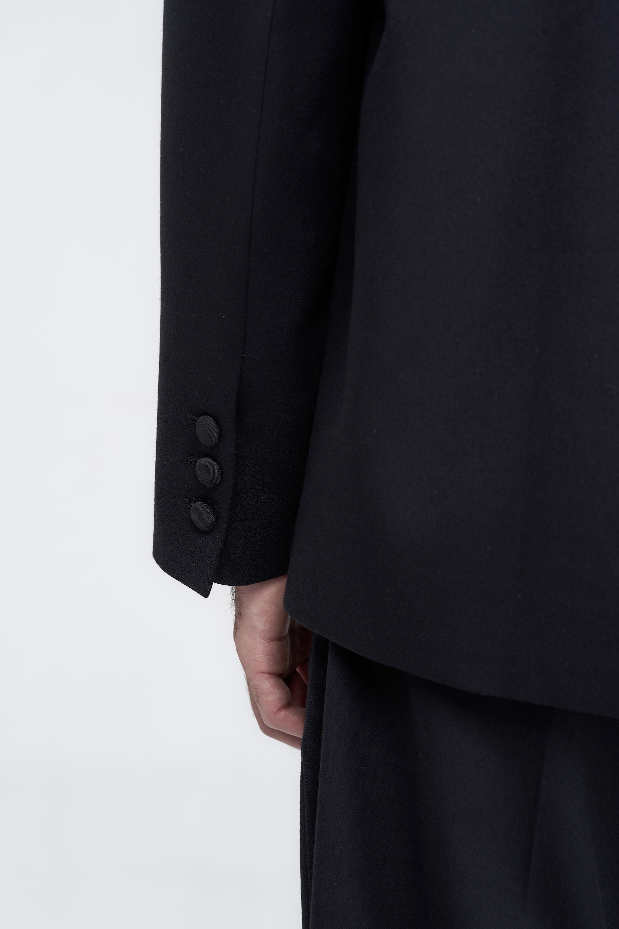 EDWARD BLAZER - BLACK 