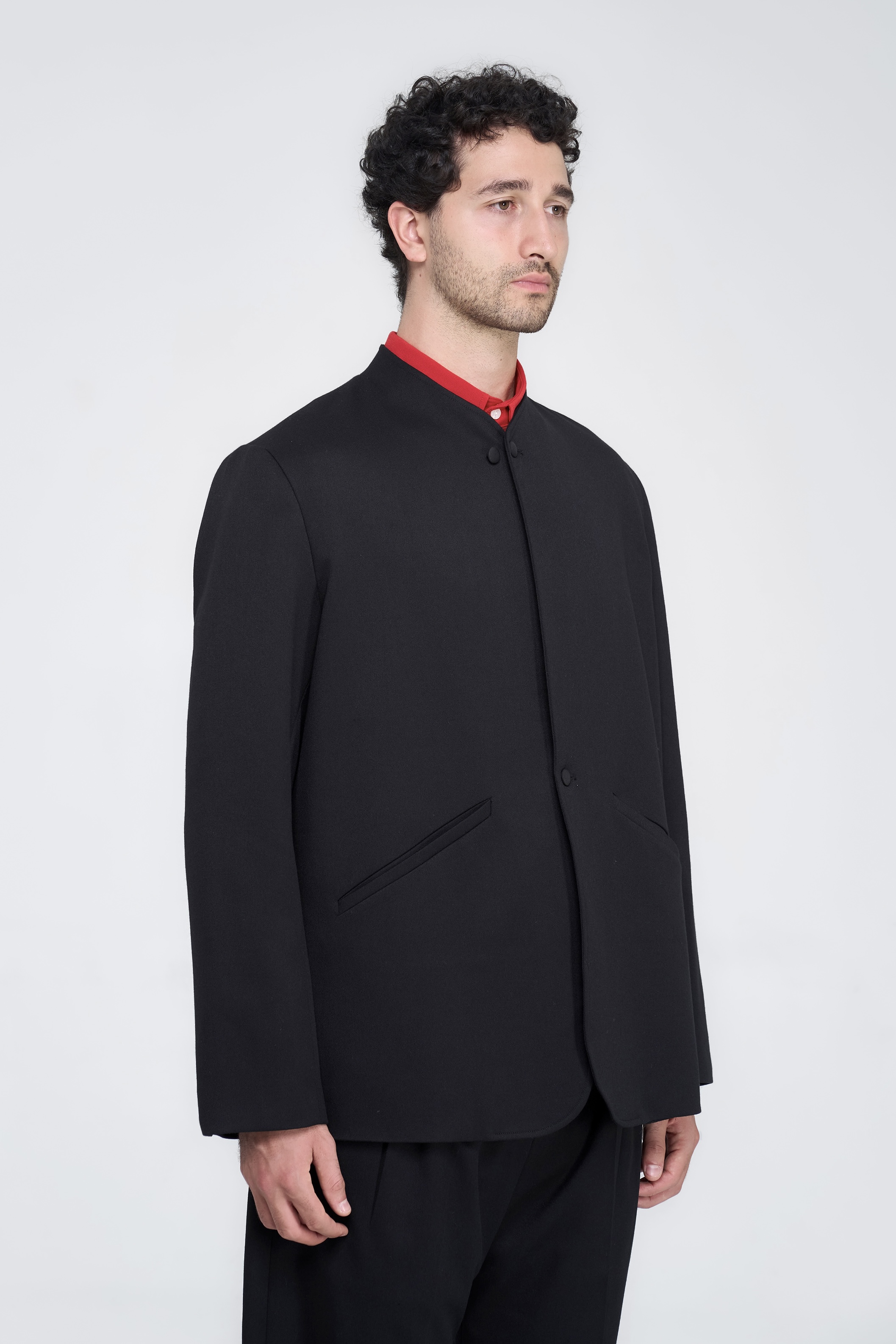 EDWARD BLAZER - BLACK 