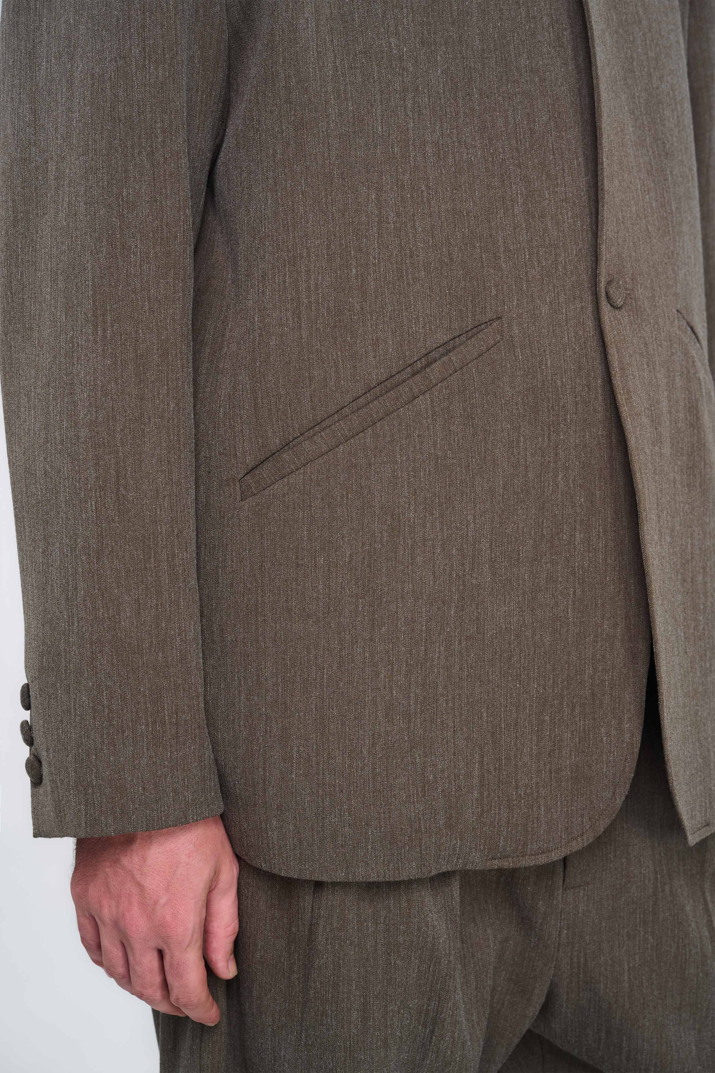 EDWARD BLAZER - BROWN 